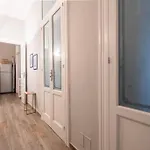 Dea - Boutique Loft In The Center * בארי