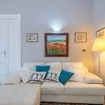 דירה Dea - Boutique Loft In The Center